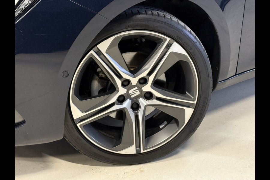 Seat Leon Sportstourer 1.0 eTSI FR Business Intense | Adaptive cruise | Camera | Virtual | Apple Carplay | Clima | 18'' Inch