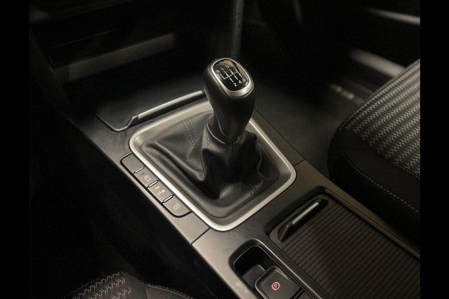 Kia Ceed Sportswagon 1.5 T-GDi DynamicLine|160PK|TREKHAAK|ANDROID/APPLE CARPLAY|CAMERA|CRUISE|CLIMATE|NAVI|NL-AUTO|NAP|INCL.BTW|