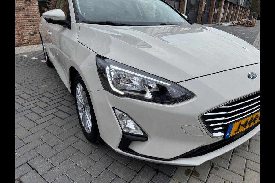 Ford FOCUS Wagon 1.0 EcoBoost Hybrid Titanium X Business | Pano | Stuurverwarming | digitale cockpit