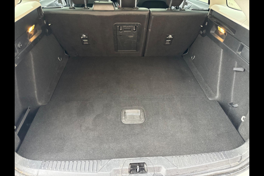 Ford FOCUS Wagon 1.0 EcoBoost Hybrid Titanium X Business | Pano | Stuurverwarming | digitale cockpit