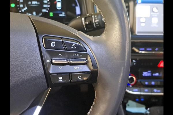 Hyundai IONIQ 1.6 GDi Premium Incl. Stoel en stuurverwarming | schuif-/kanteldak | Elektrisch verstelb. bestuurdersstoel met geheugen