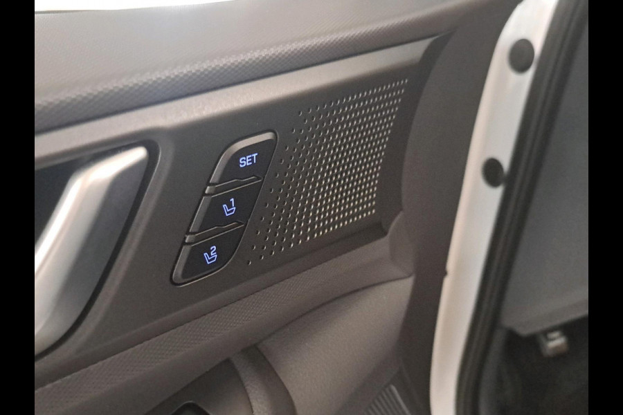 Hyundai IONIQ 1.6 GDi Premium Incl. Stoel en stuurverwarming | schuif-/kanteldak | Elektrisch verstelb. bestuurdersstoel met geheugen