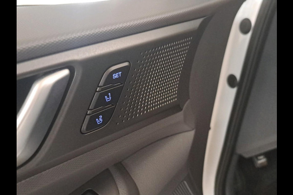Hyundai IONIQ 1.6 GDi Premium Incl. Stoel en stuurverwarming | schuif-/kanteldak | Elektrisch verstelb. bestuurdersstoel met geheugen