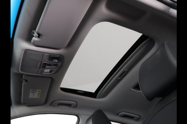 Hyundai Kona EV Fashion Design 64 kWh Two-Tone 400 km actieradius | ACCU 100% | Navigatie | Schuif-/Kanteldak | Leder |
