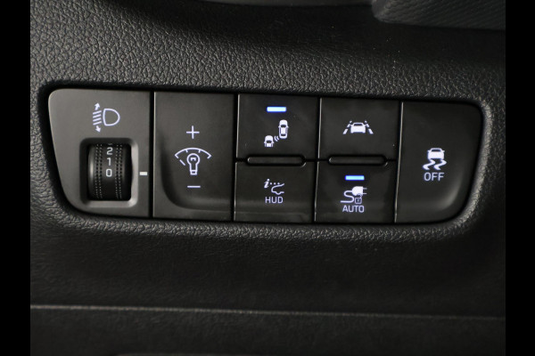 Hyundai Kona EV Fashion Design 64 kWh Two-Tone 400 km actieradius | ACCU 100% | Navigatie | Schuif-/Kanteldak | Leder |