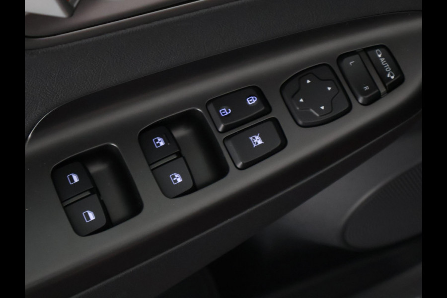 Hyundai Kona EV Fashion Design 64 kWh Two-Tone 400 km actieradius | ACCU 100% | Navigatie | Schuif-/Kanteldak | Leder |