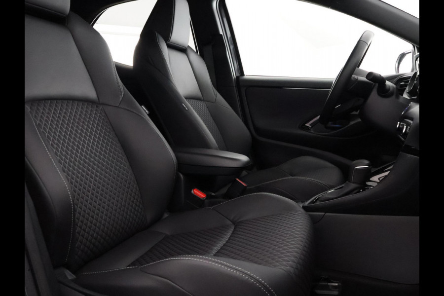 Toyota Yaris 1.5 Hybrid Executive | 1e eigenaar | Half Leder | Navigatie