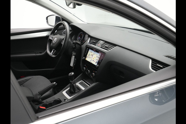 Škoda Octavia Combi 1.0 TSI 115pk Greentech Business Edition Navigatie Stoelverwarming Clima Carplay Argon