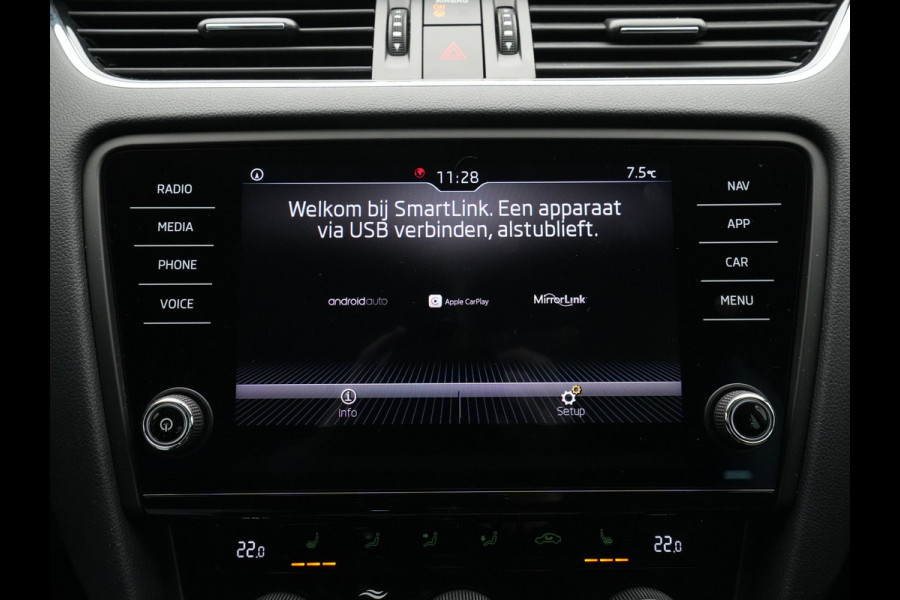Škoda Octavia Combi 1.0 TSI 115pk Greentech Business Edition Navigatie Stoelverwarming Clima Carplay Argon