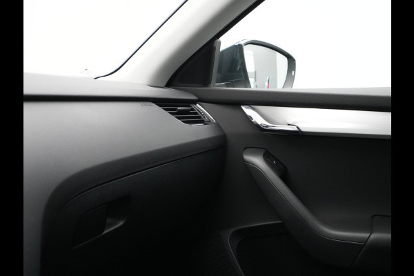 Škoda Octavia Combi 1.0 TSI 115pk Greentech Business Edition Navigatie Stoelverwarming Clima Carplay Argon