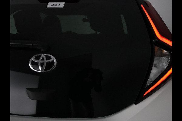 Toyota Aygo X 1.0 VVT-i MT Play | Apple Carplay & Android Auto | Adaptive Cruise Control | Cruise control