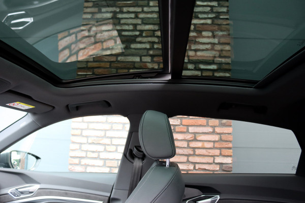 Audi e-tron Sportback 50 quattro S edition 71 kWh | Luchtvering | Panoramadak | Adaptieve Cruise Control | Camera | Memory | Matrix-LED | Stoelverwarming | Keyless Entry | Audi Sound System |