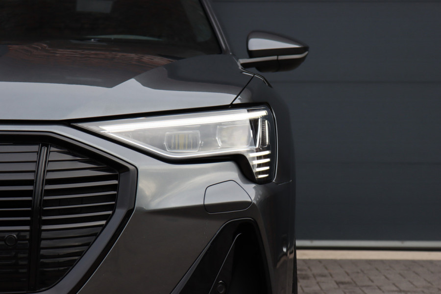 Audi e-tron Sportback 50 quattro S edition 71 kWh | Luchtvering | Panoramadak | Adaptieve Cruise Control | Camera | Memory | Matrix-LED | Stoelverwarming | Keyless Entry | Audi Sound System |