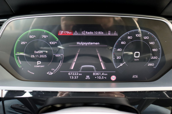 Audi e-tron Sportback 50 quattro S edition 71 kWh | Luchtvering | Panoramadak | Adaptieve Cruise Control | Camera | Memory | Matrix-LED | Stoelverwarming | Keyless Entry | Audi Sound System |