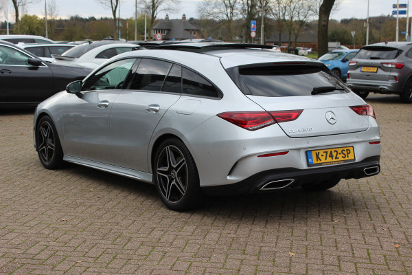 Mercedes-Benz CLA-Klasse Shooting Brake 200 Business Solution AMG / Trekhaak / Panoramadak / Camera / Memory seats / Keyless / 18'' / Sfeerverlichting / Matrix LED / Navigatie / Stoelverwarming / Cruise Control