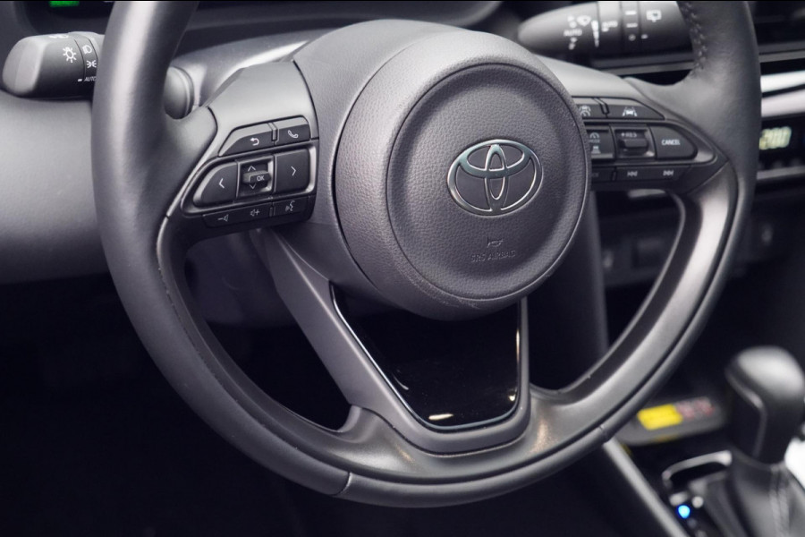 Toyota Yaris Cross 1.5 Hybrid 130 Launch Edition / 1e Eigenaar / Panoramadak / Stoelverw. / 7dkm NAP