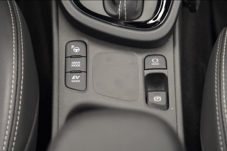 Toyota Yaris Cross 1.5 Hybrid 130 Launch Edition / 1e Eigenaar / Panoramadak / Stoelverw. / 7dkm NAP