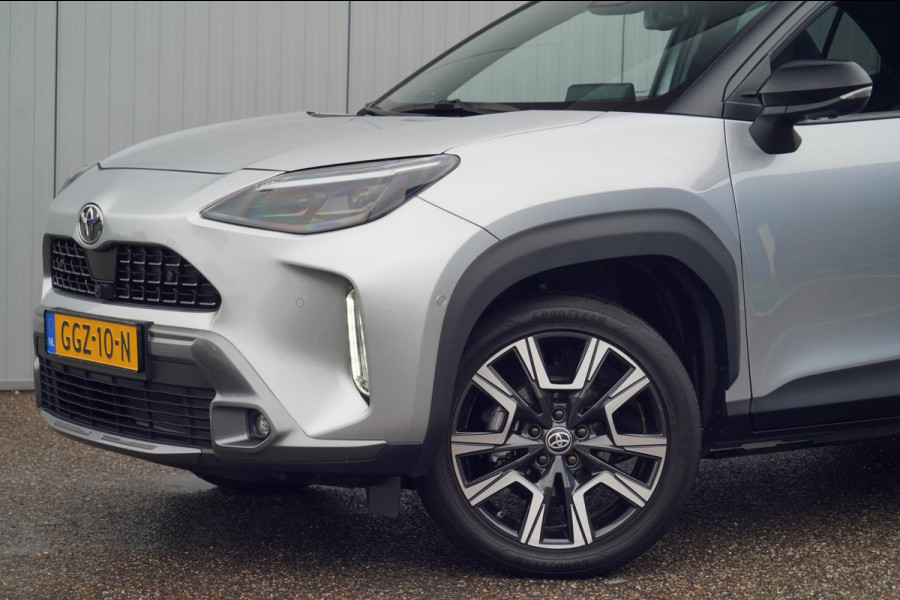 Toyota Yaris Cross 1.5 Hybrid 130 Launch Edition / 1e Eigenaar / Panoramadak / Stoelverw. / 7dkm NAP