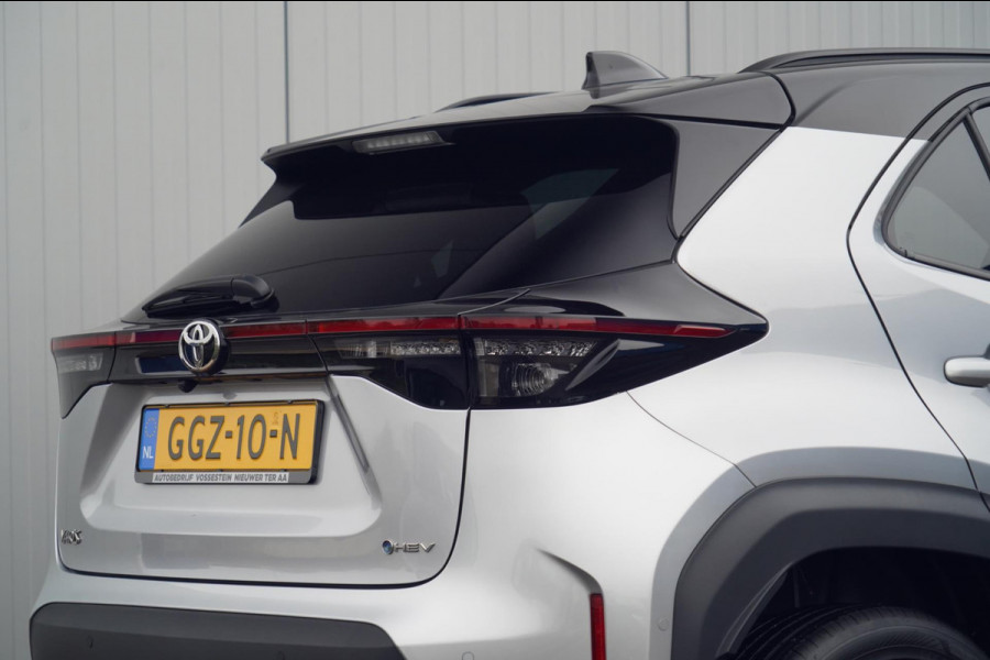 Toyota Yaris Cross 1.5 Hybrid 130 Launch Edition / 1e Eigenaar / Panoramadak / Stoelverw. / 7dkm NAP