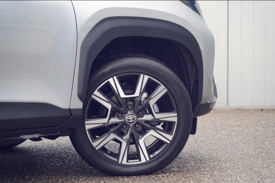 Toyota Yaris Cross 1.5 Hybrid 130 Launch Edition / 1e Eigenaar / Panoramadak / Stoelverw. / 7dkm NAP