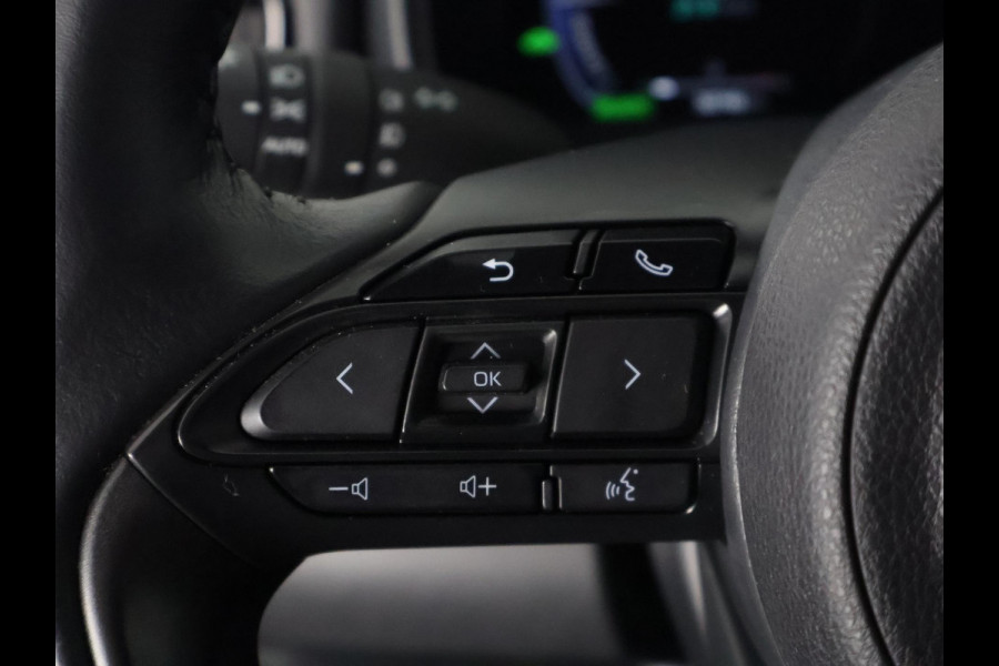 Toyota Yaris 1.5 Hybrid 130 Executive | JBL AUDIO | Stuur-& Stoelverwarming | Head Up Display |