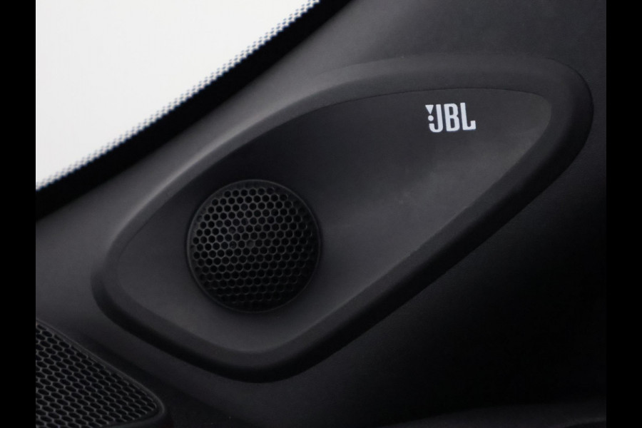 Toyota Yaris 1.5 Hybrid 130 Executive | JBL AUDIO | Stuur-& Stoelverwarming | Head Up Display |