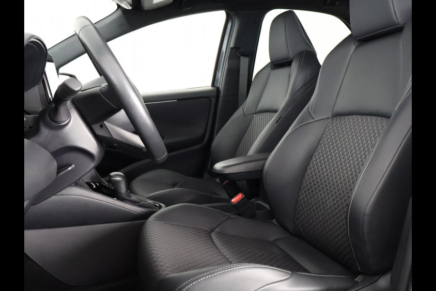 Toyota Yaris 1.5 Hybrid 130 Executive | JBL AUDIO | Stuur-& Stoelverwarming | Head Up Display |