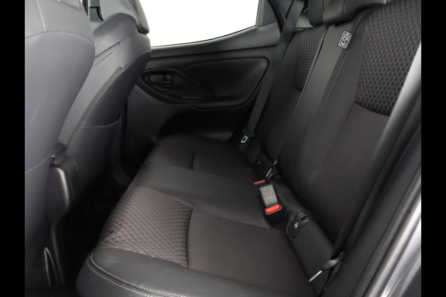 Toyota Yaris 1.5 Hybrid 130 Executive | JBL AUDIO | Stuur-& Stoelverwarming | Head Up Display |