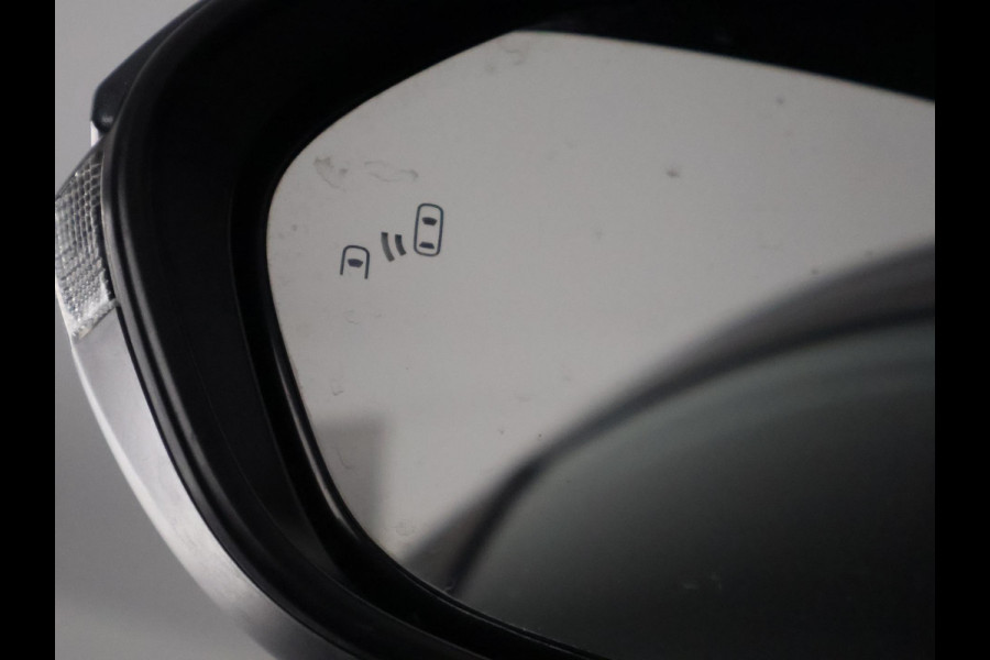 Toyota Yaris 1.5 Hybrid 130 Executive | JBL AUDIO | Stuur-& Stoelverwarming | Head Up Display |