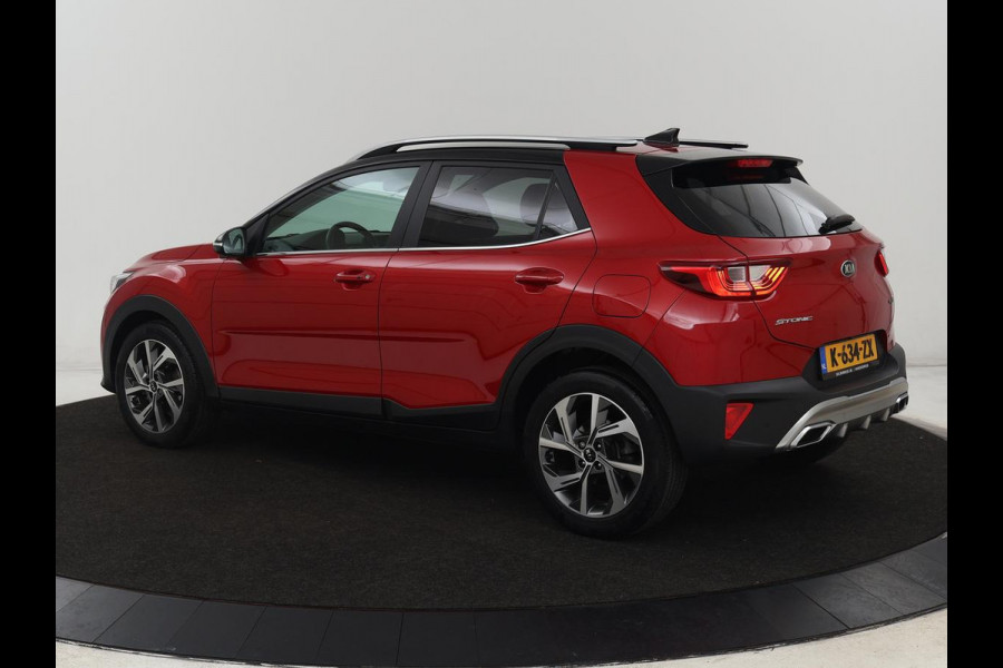 Kia Stonic 1.0 T-GDi MHEV GT-Line | 38.500km NAP | Stoelverwarming | Camera | Carplay | Adaptive cruise | Half leder | Stuurverwarming | Navigatie | Full LED | Keyless | Parkeerhulp | Climate control
