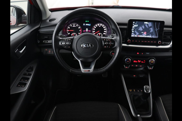Kia Stonic 1.0 T-GDi MHEV GT-Line | 38.500km NAP | Stoelverwarming | Camera | Carplay | Adaptive cruise | Half leder | Stuurverwarming | Navigatie | Full LED | Keyless | Parkeerhulp | Climate control
