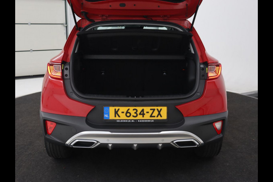 Kia Stonic 1.0 T-GDi MHEV GT-Line | 38.500km NAP | Stoelverwarming | Camera | Carplay | Adaptive cruise | Half leder | Stuurverwarming | Navigatie | Full LED | Keyless | Parkeerhulp | Climate control