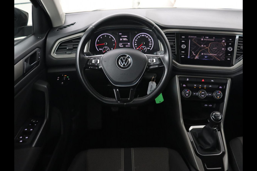 Volkswagen T-Roc 1.0 TSI Style | Camera | Carplay | Climate control | Full LED | Navigatie | Adaptive cruise | Parkeerhulp | 18'' | Bluetooth