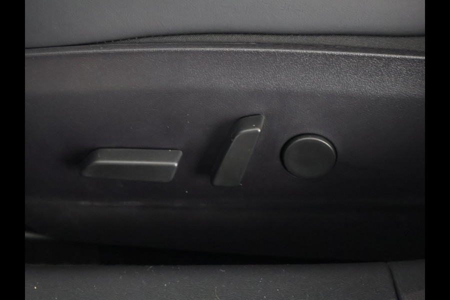 Tesla Model 3 Standard RWD Plus 60 kWh + FSD systeem | Navigatie | Panoramadak |