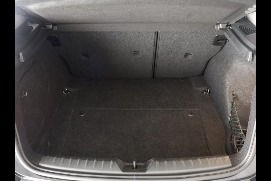 BMW 1-serie 118d High Executive Automaat | Navigatie | Leder | Stoelverwarming |
