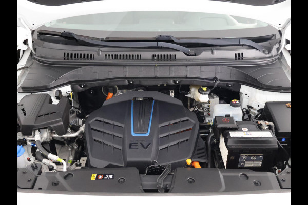 Hyundai Kona PREMIUM EV 64 KWH 1e EIG ACCU 92% GARANTIE 10-2030 BEREIK 466 KM ! LEDER. STUUR/STOEL VERWARMING.DODE HOEK DETECTIE