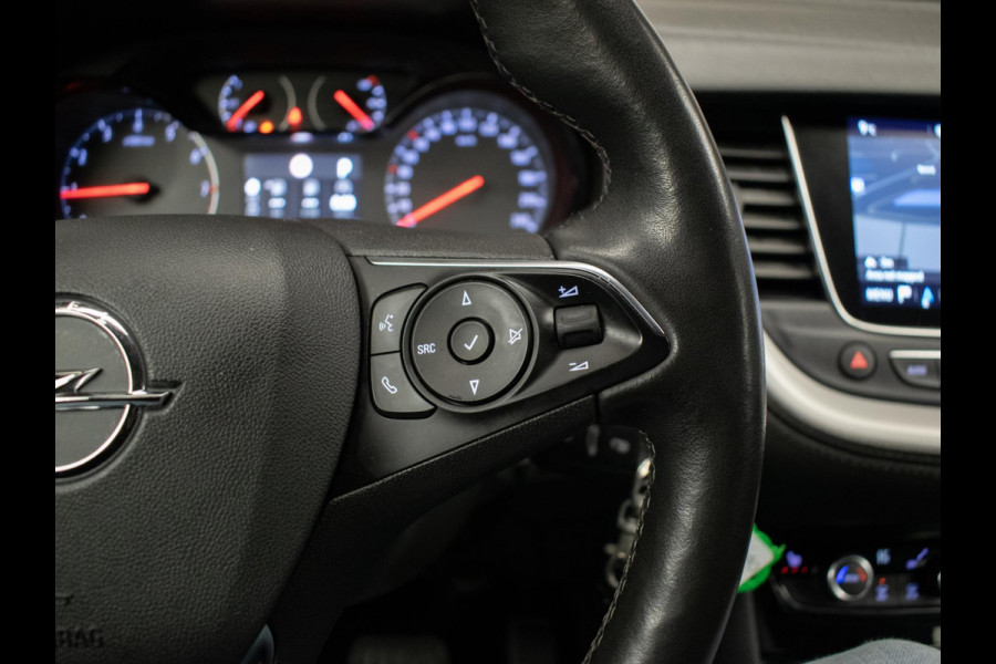 Opel Grandland X 1.2 Turbo Edition Sport (CARPLAY,NAVI,LED,CRUISE,CLIMATE,TREKHAAK,SPORTSTOELEN,CAMERA,PDC,GETINT,NETTESTAAT)
