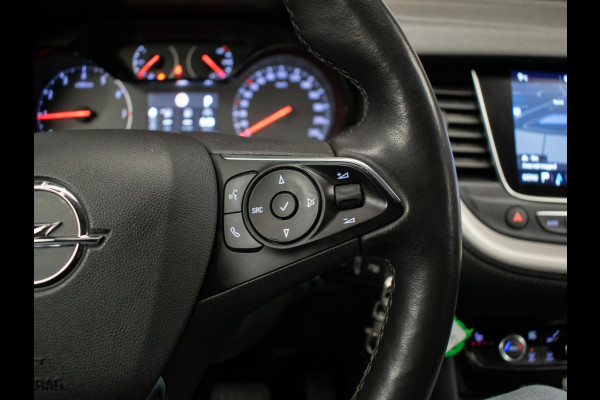 Opel Grandland X 1.2 Turbo Edition Sport (CARPLAY,NAVI,LED,CRUISE,CLIMATE,TREKHAAK,SPORTSTOELEN,CAMERA,PDC,GETINT,NETTESTAAT)