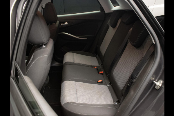 Opel Grandland X 1.2 Turbo Edition Sport (CARPLAY,NAVI,LED,CRUISE,CLIMATE,TREKHAAK,SPORTSTOELEN,CAMERA,PDC,GETINT,NETTESTAAT)