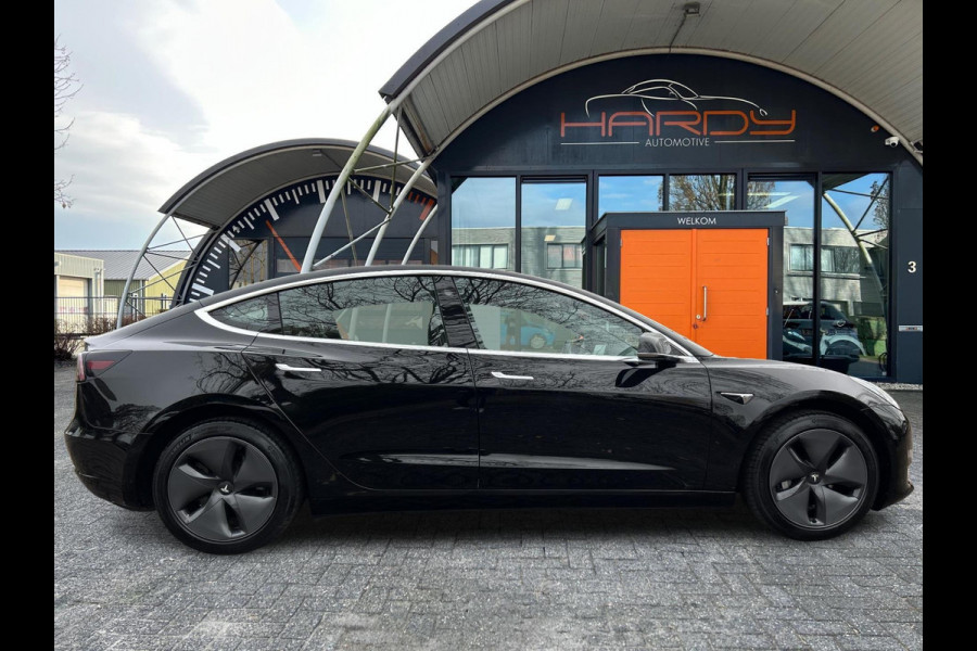 Tesla Model 3 Standard RWD Plus 60 kWh Enhanged Autopilot Trekhaak (910kg) Rijklaarprijs!