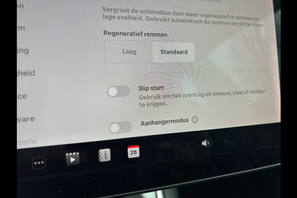 Tesla Model 3 Standard RWD Plus 60 kWh Enhanged Autopilot Trekhaak (910kg) Rijklaarprijs!
