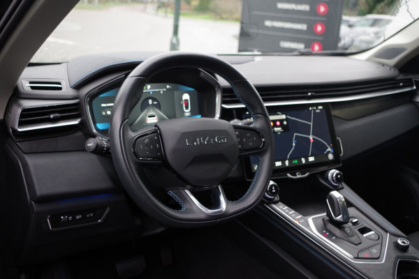 Lynk & Co 01 1.5 262 PK PHEV, Panoramadak, LED, Keyless