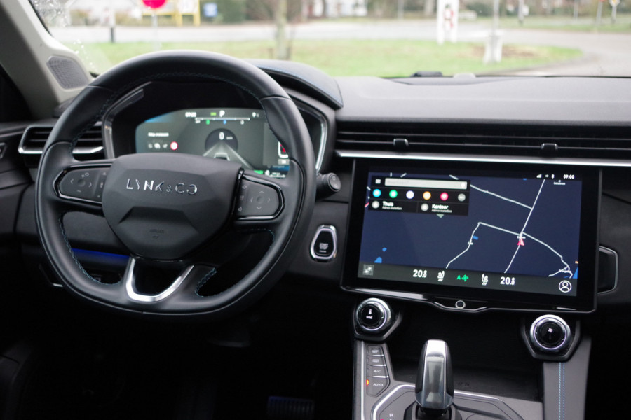 Lynk & Co 01 1.5 262 PK PHEV, Panoramadak, LED, Keyless