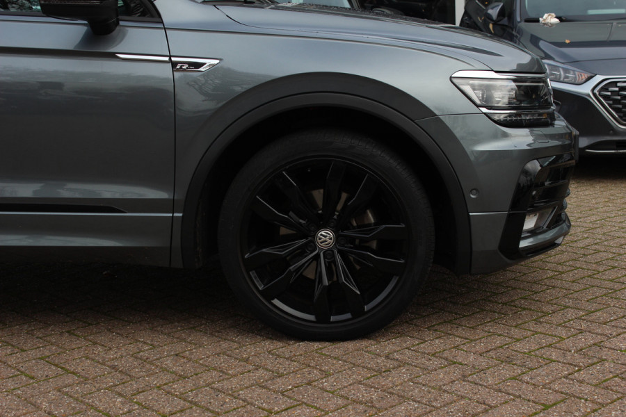 Volkswagen Tiguan Allspace 1.5 TSI Highline Business R-line / Panoramadak / Camera / Keyless / 20'' / Navigatie / Virtual Cockpit / Stoelverwarming / DAB / Dodehoek / ACC