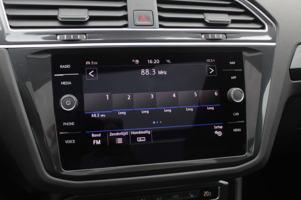 Volkswagen Tiguan Allspace 1.5 TSI Highline Business R-line / Panoramadak / Camera / Keyless / 20'' / Navigatie / Virtual Cockpit / Stoelverwarming / DAB / Dodehoek / ACC