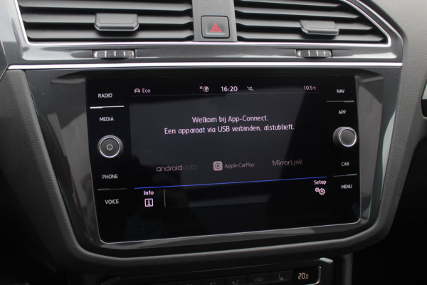 Volkswagen Tiguan Allspace 1.5 TSI Highline Business R-line / Panoramadak / Camera / Keyless / 20'' / Navigatie / Virtual Cockpit / Stoelverwarming / DAB / Dodehoek / ACC