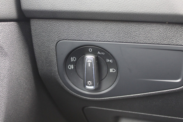 Volkswagen Tiguan Allspace 1.5 TSI Highline Business R-line / Panoramadak / Camera / Keyless / 20'' / Navigatie / Virtual Cockpit / Stoelverwarming / DAB / Dodehoek / ACC