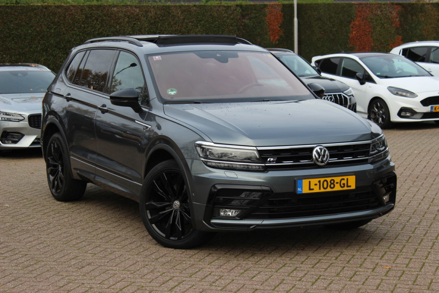Volkswagen Tiguan Allspace 1.5 TSI Highline Business R-line / Panoramadak / Camera / Keyless / 20'' / Navigatie / Virtual Cockpit / Stoelverwarming / DAB / Dodehoek / ACC