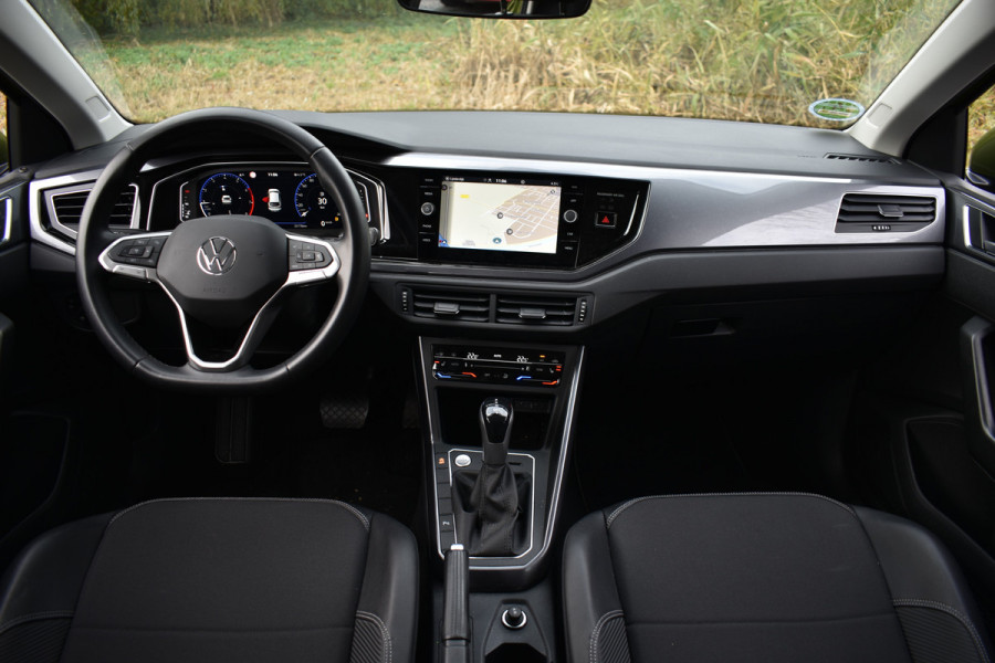 Volkswagen Taigo TSI 110PK DSG STYLE CAMERA/NAVI/LEDER