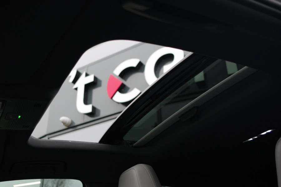 Volkswagen Golf 1.5 eHybrid GTE 272 PK PHEV, Panoramadak, Leder, Head-Up, Stoelkoeling -Verwarming, Memory